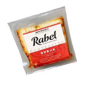 cuña de queso de oveja con chili rabel